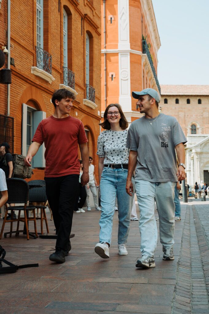 photo article happyatschool